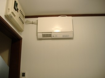 床タイル貼りのユニットバスからのTOTO　サザナ1616へ